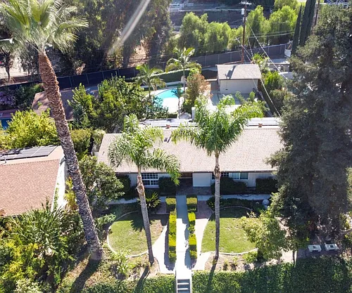 24316 Burbank Blvd Photo 1 24316 Burbank Blvd Photo 1