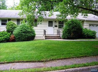 639 Washington Ave, Township Of Washington, NJ 07676