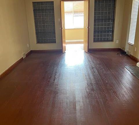 2nd image of 1821 Oakman Blvd #1
