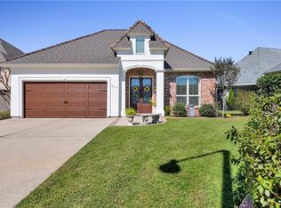 317 Chicot Ln, Madisonville, LA 70447