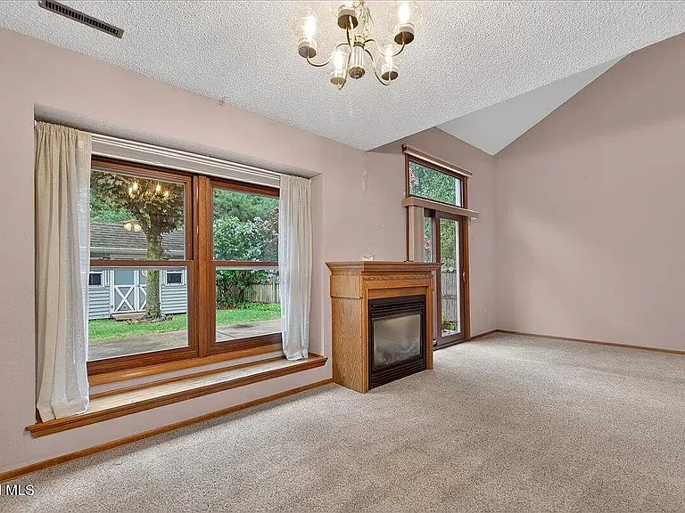 112 Stoney Creek Dr — Photo 11
