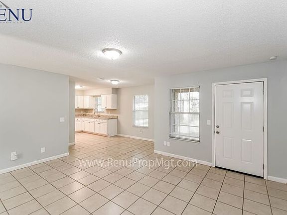 5th image of 10932 Naples Ct N