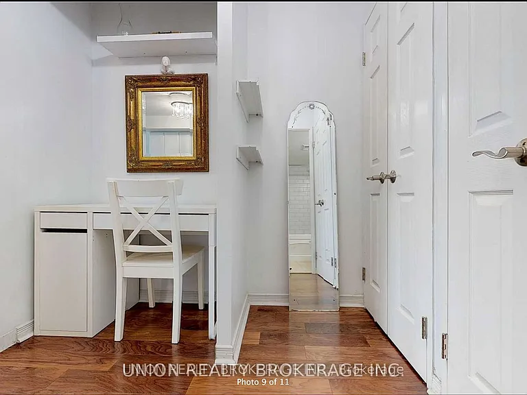 230 King St E #1703 — Photo 8