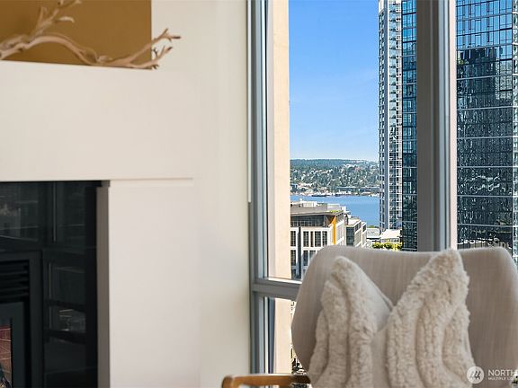 4th image of 819 Virginia Street #2704