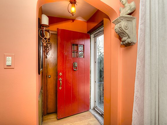 3rd image of 5128 N Marmora Ave