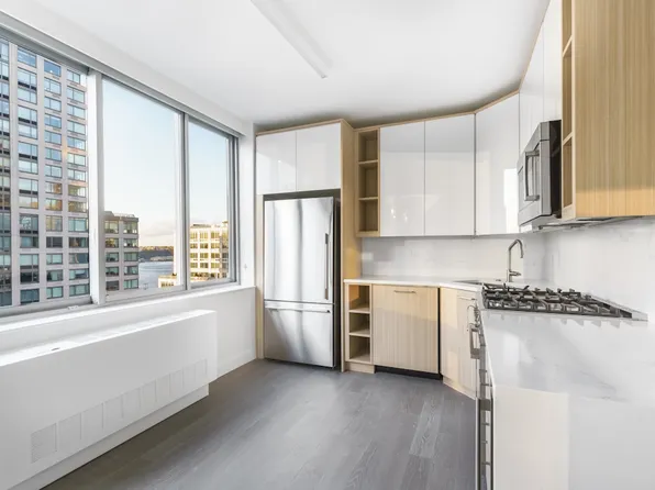 101 West End Avenue 28G image 1 of 27