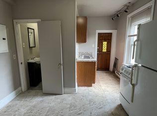 519 E 9th St #5F, Chester, PA 19013