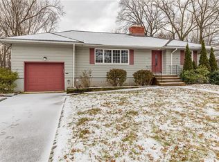 339 W 4th Ave, Roselle, NJ 07203
