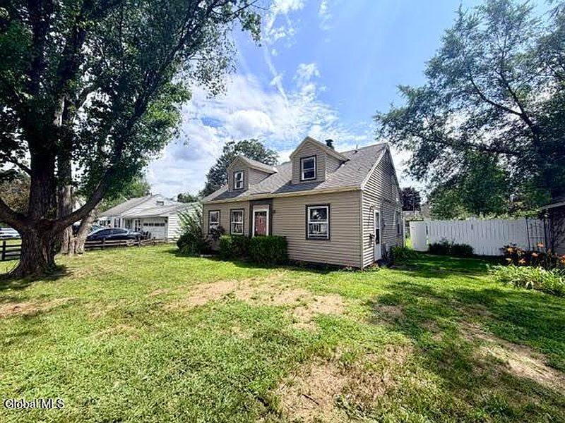 5th image of 1956 Clement Road