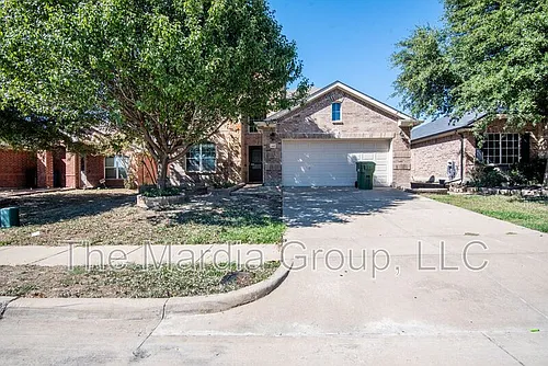 1105 Concan Dr Photo 1