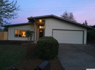 1817 NW Fisher Loop, Albany, OR 97321