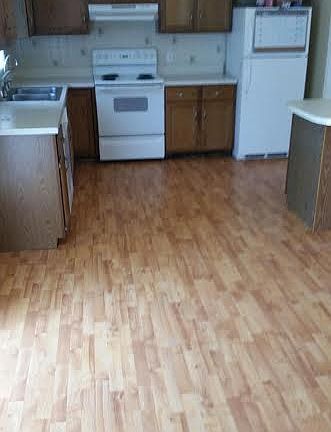 4th image of 1226 Dewberry Dr