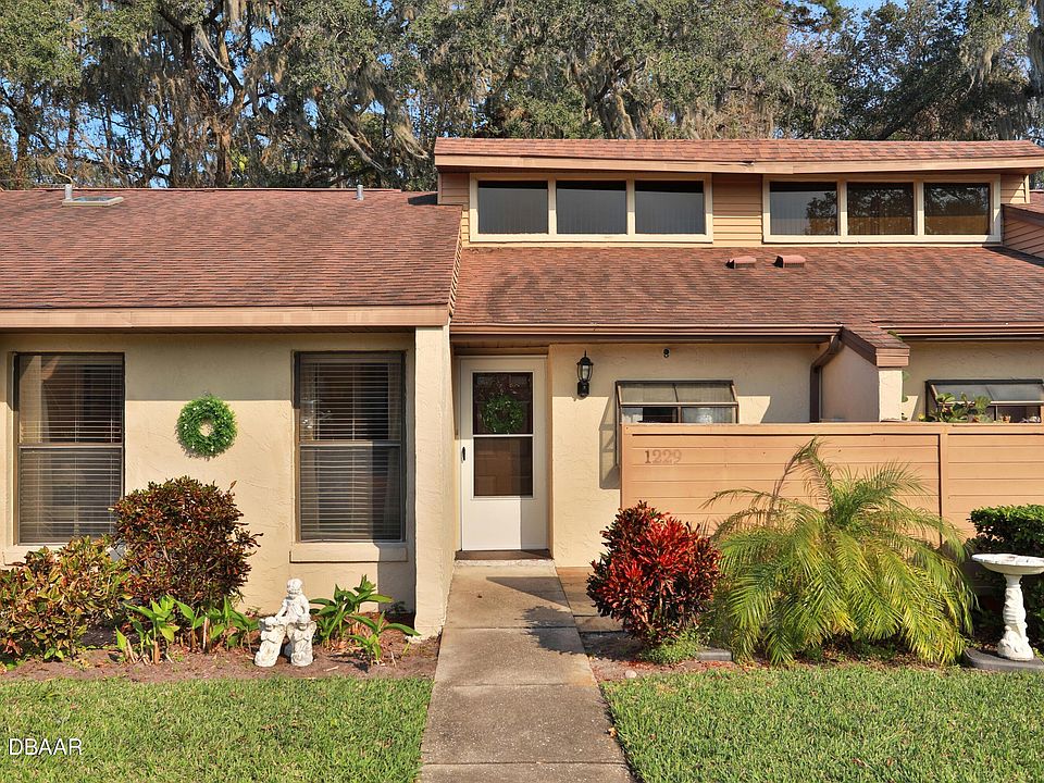 1st image of 1229 Charter Oaks Cir