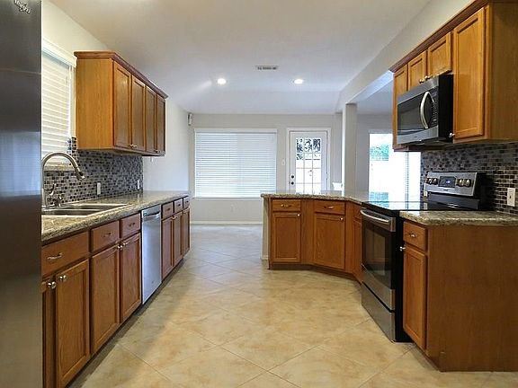 4th image of 14518 Palos Park Dr
