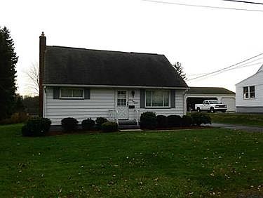 2nd image of 2416 Ruth St