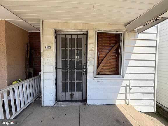 4th image of 4029 Glendale St