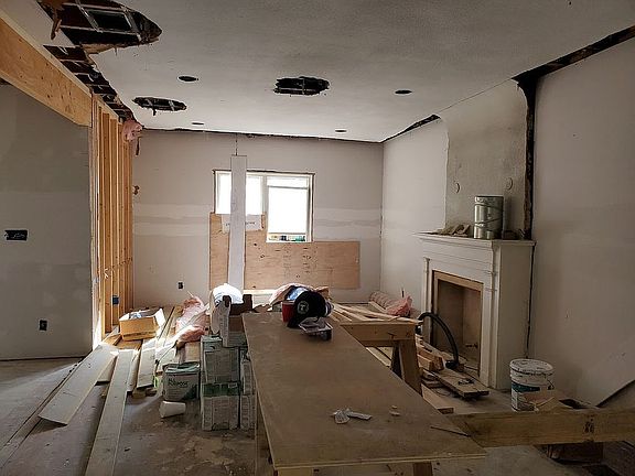 2nd image of 345 North Dr