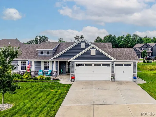 412 Abilene Ct, Moscow Mills, MO 63362