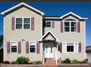 130 Beach Ave, Bellmore, NY 11710