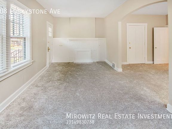 5th image of 708 Luckystone Ave