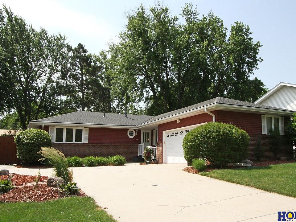 1st image of 6035 Dogwood Dr