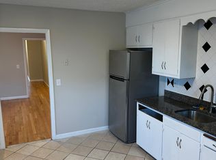 210 Park Rd #3, West Hartford, CT 06119