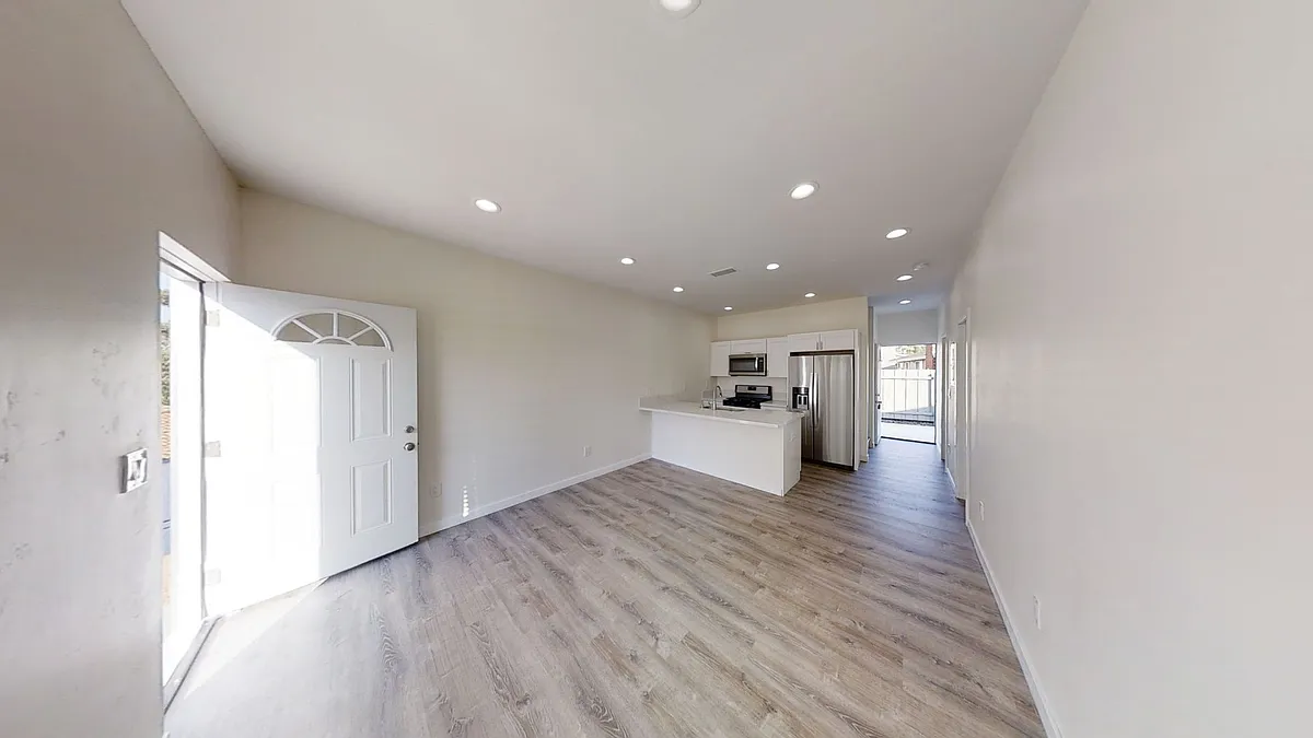 Building Photo - 5443 Brockbank Pl