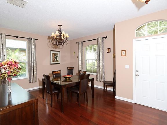 3rd image of 419 Victoria Hills Dr