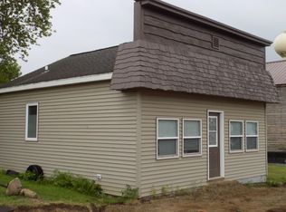 918 Gary St, Calumet, MN 55716