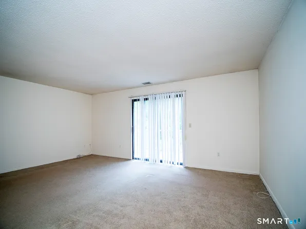17 Turtle Bay Drive #17, Branford, CT 06405