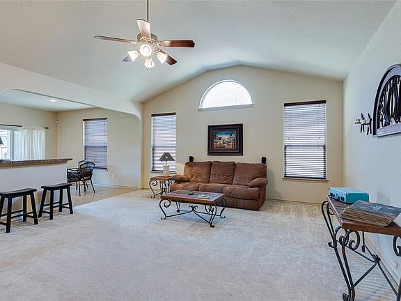 5th image of 1424 Elkford Ln