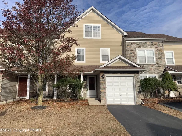 57D Lower Ridge View Cir, East Stroudsburg, PA 18302