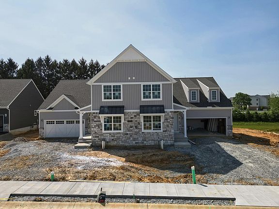 4th image of 1221 Hershey Ln