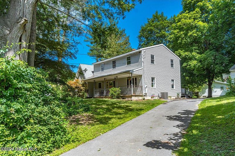 5th image of 146 Gordon Road
