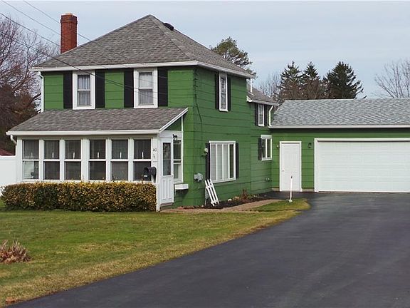 2nd image of 40 Bunnell St