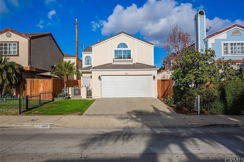 2067 Santa Ana N, Los Angeles, CA 90059 | Zillow