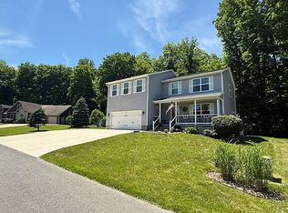 117 Valley Forge Cir, Fairmont, WV 26554