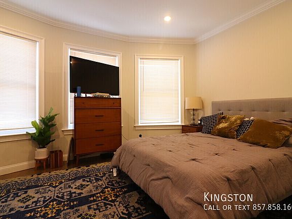 4th image of 17 Walk Hill St #1R