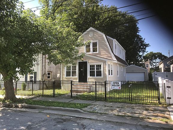 5th image of 185 Harvard St