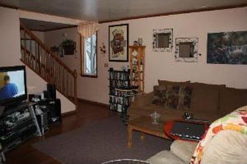 2nd image of 901 Lauren Ct