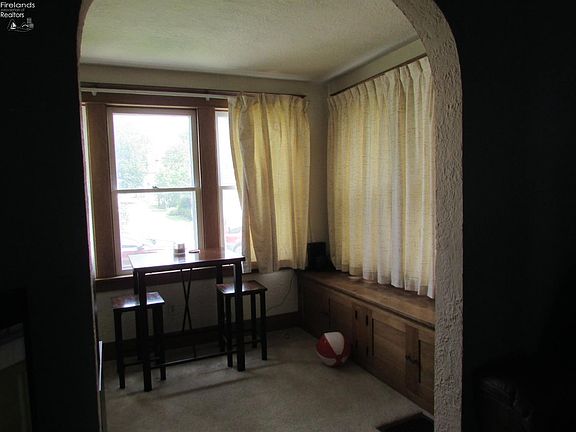 4th image of 30 Schonhardt St