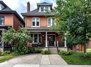 24 Fairleigh Cres, Hamilton, ON L8M2K9
