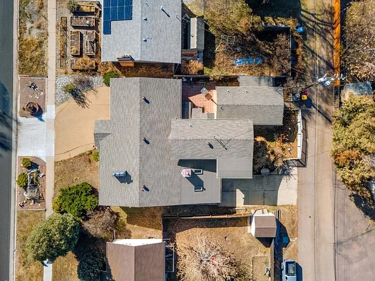 1754 Palmer Park Blvd — Photo 23