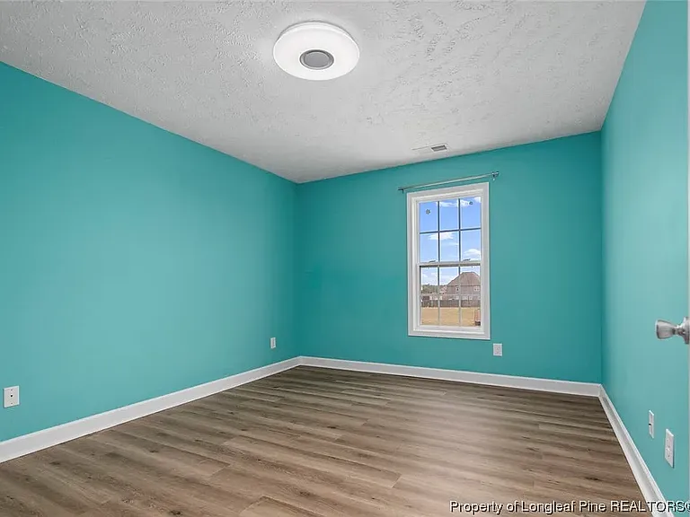 230 Marigold Ln — Photo 39
