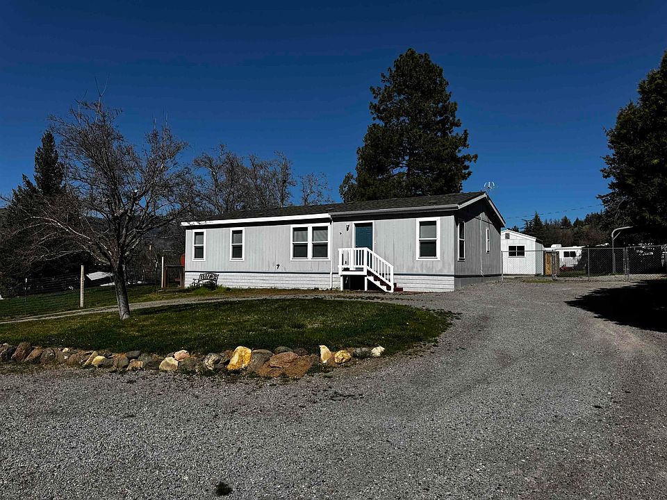 1st image of 215 Arroyo Dr