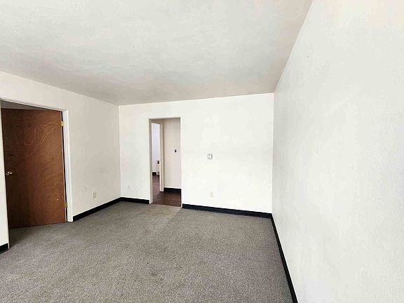 4th image of 201 E Cecil St APT 4