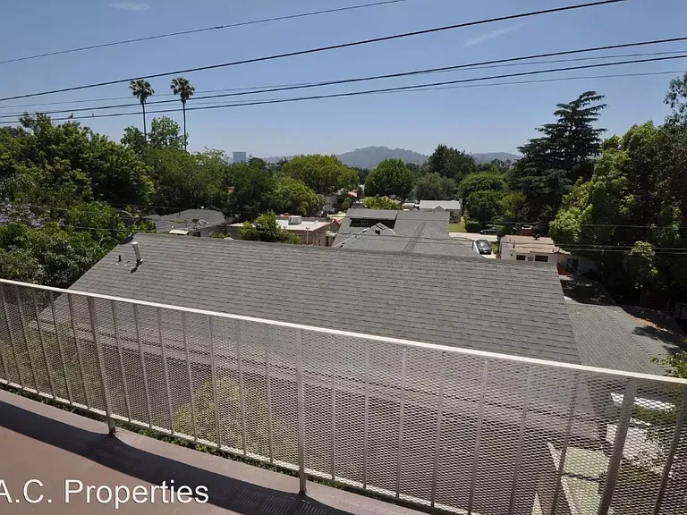 11310 Camarillo Street — Photo 2