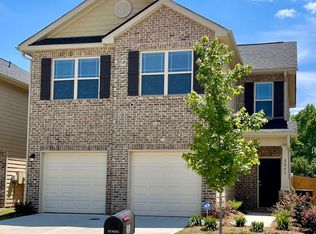 2651 Lovejoy Crossing Ln, Hampton, GA 30228