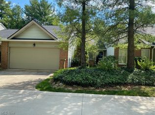 1770 Rock Hill Ln, Akron, OH 44313