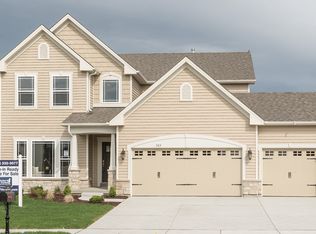 303 Wilmer Valley Dr, Wentzville, MO 63385
